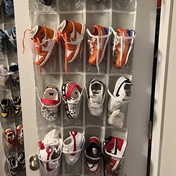 Meet your Posher, Stacey - Picture 2 of 2